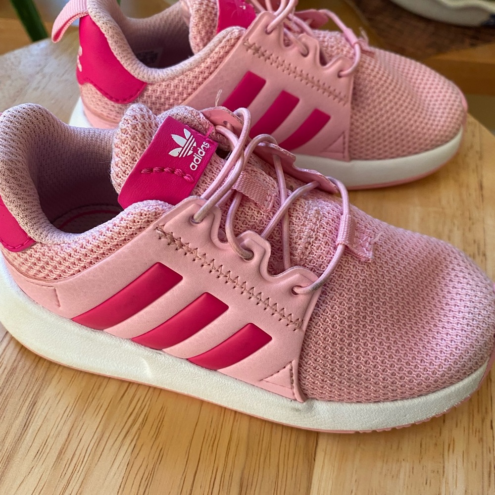 Adidas girls shoes
